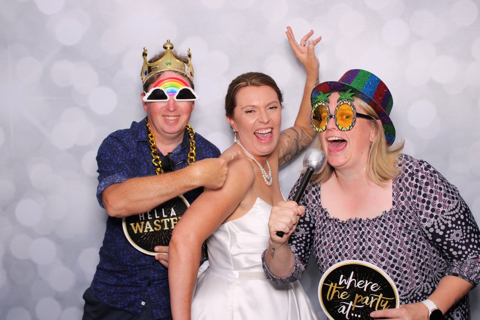 Photo-booth-wedding-hire-00